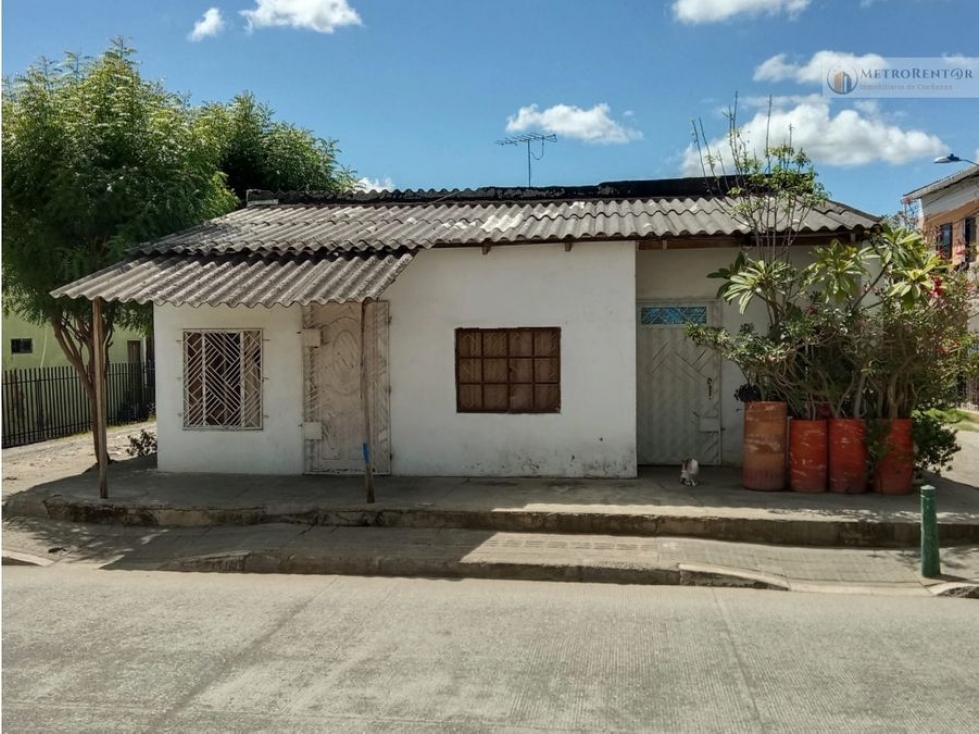 VENTA CASA CON TRES APARTAMENTOS BARRIO 6 DE MARZO SECTOR CORPIVOL -M