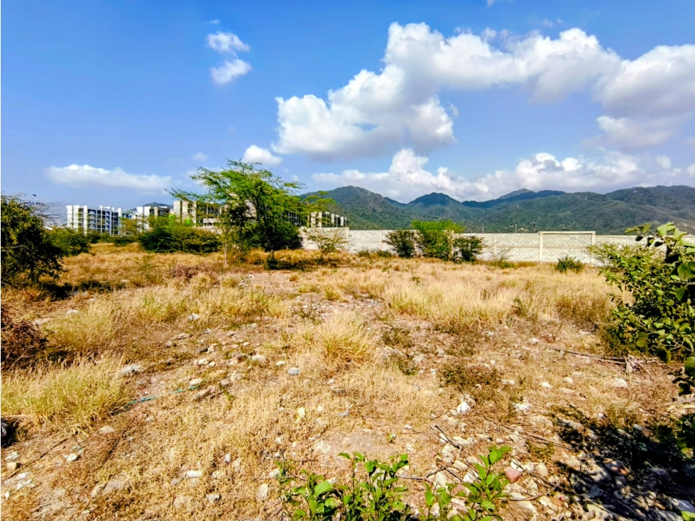 VENTA LOTE COMERCIAL BELLO HORIZONTE - E.R
