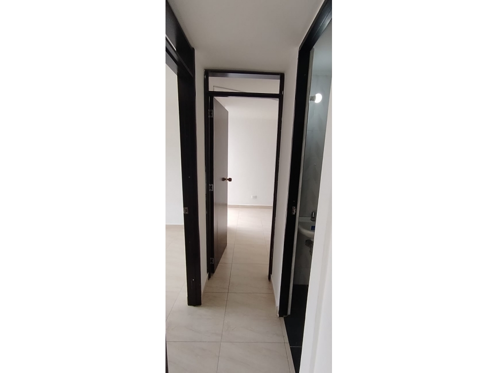 VENDO APARTAMENTO MADELENA - CIUDAD BOLIVAR — foto 4