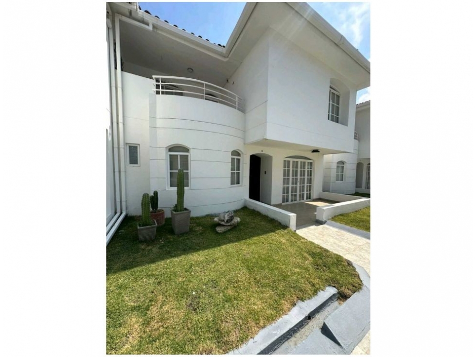 SE VENDE CASA RESIDENCIAL RODADERO RESERVADO L.C
