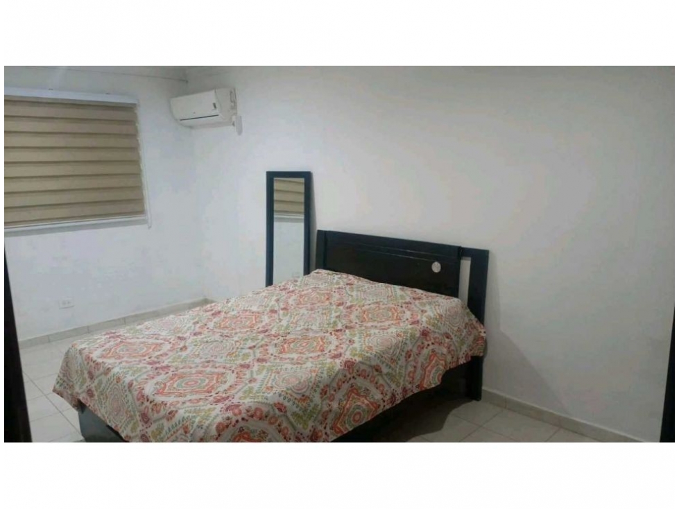 VENTA CASA CON CINCO HABITACIONES LOS NARANJOS L.C