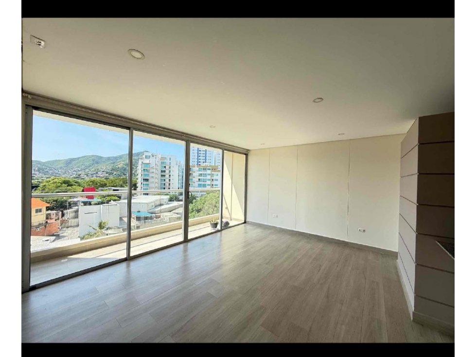 VENTA APTO RESIDENCIAL BAVARIA SANTA MARTA - E.A