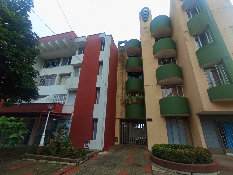 VENTAL LOCAL COMERCIAL BRR EMPORIO VILLAVICENCIO - 2