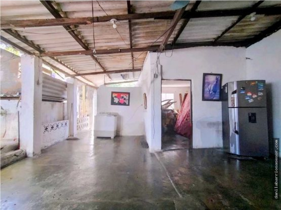 CASA Y APARTAMENTO EN VENTA CENTRO DE MALAMBO - 1