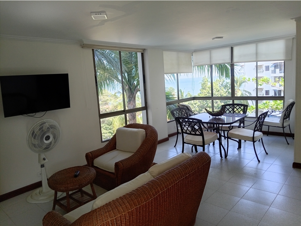 VENTA DE APARTAMENTO EN BELLO HORIZONTE SANTA MARTA