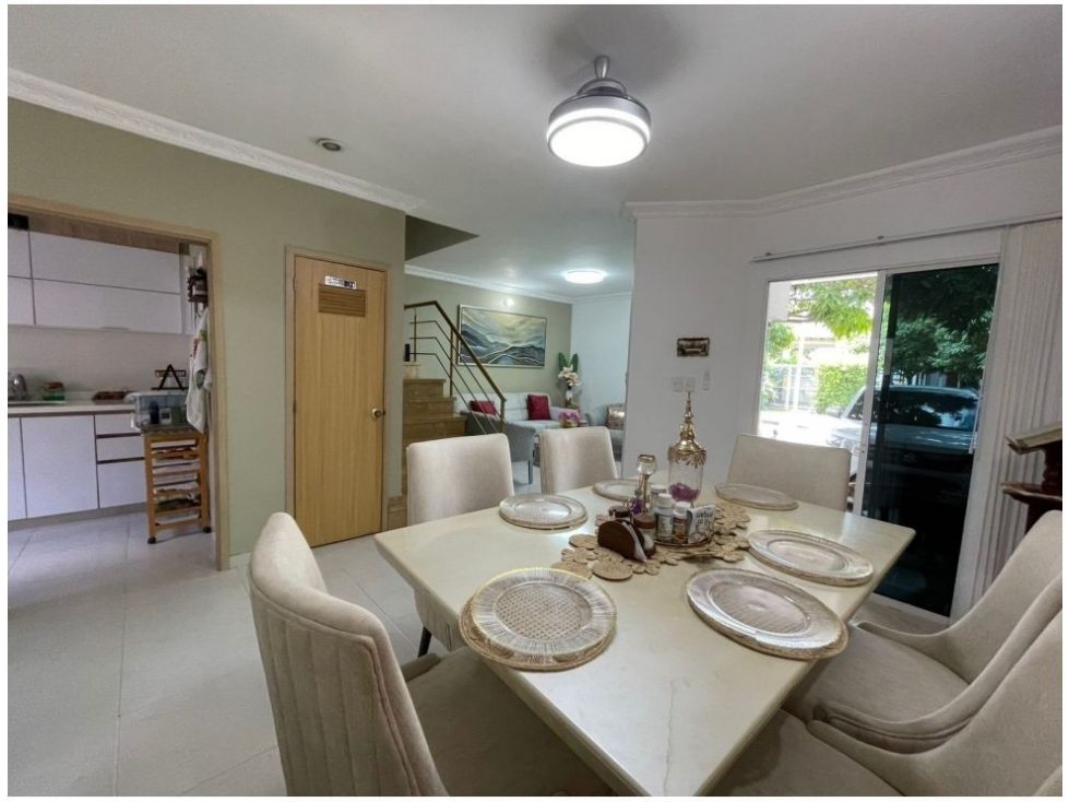 SE VENDE CASA RESIDENCIAL GALICIA STA MTA F.V