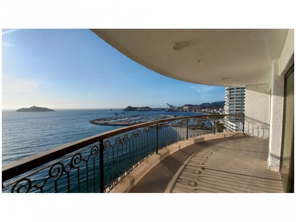 SE ARRIENDA APARTAMENTO FRENTE AL MAR, BELLAVISTA STA MTA F.V