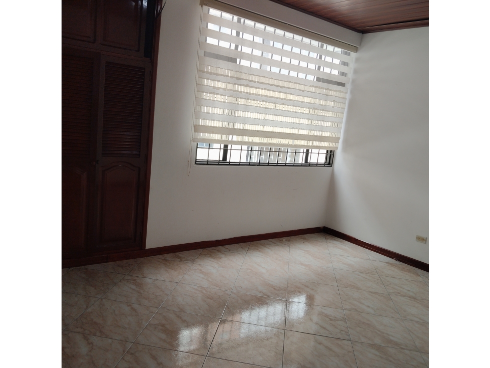 VENTA CASA AMPLIA DE 3 NIVELES FUSAGASUGA SECTOR SANTA ANITA — foto 6