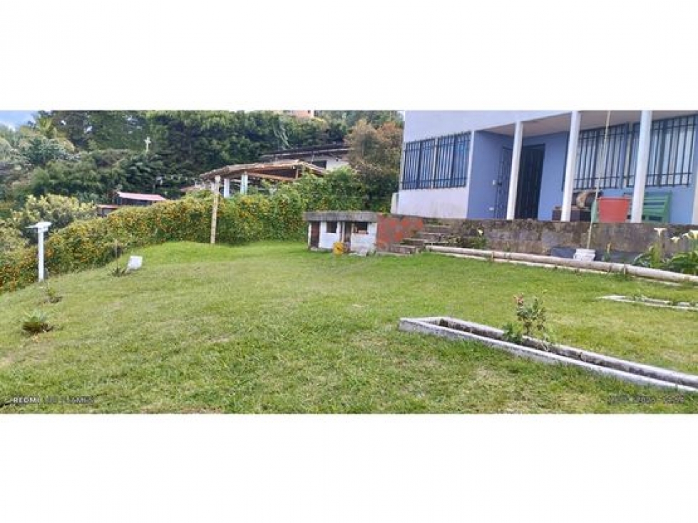 VENTA DE FINCA EN SANTA ELENA- ANTIOQUIA