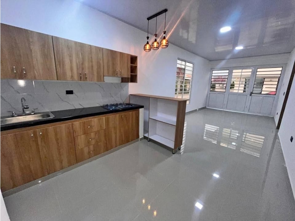 SE VENDE CASA ESQUINERA EN EL DIAMANTE 2 CARTAGO VALLE