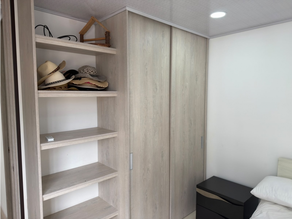 VENTA APARTAMENTO DE LUJO PARA VIVIR EXCELENTE UBICACION RICAURTE — foto 2