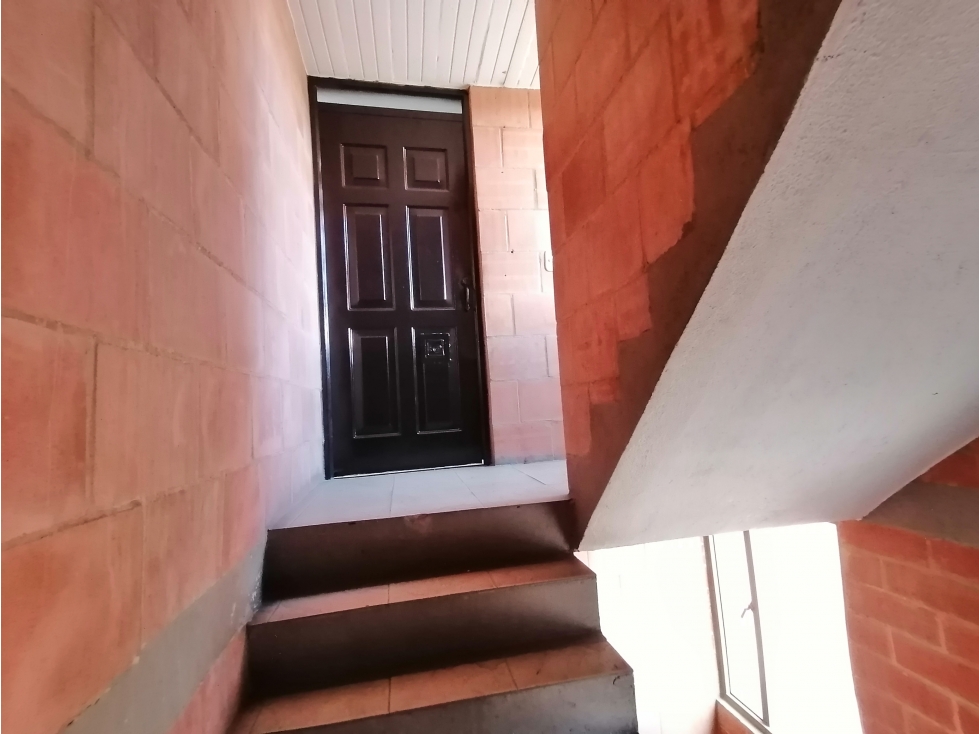 Venta de Apartamento en el edif. La Trinidad, Santa Ana, SOACHA — foto 2
