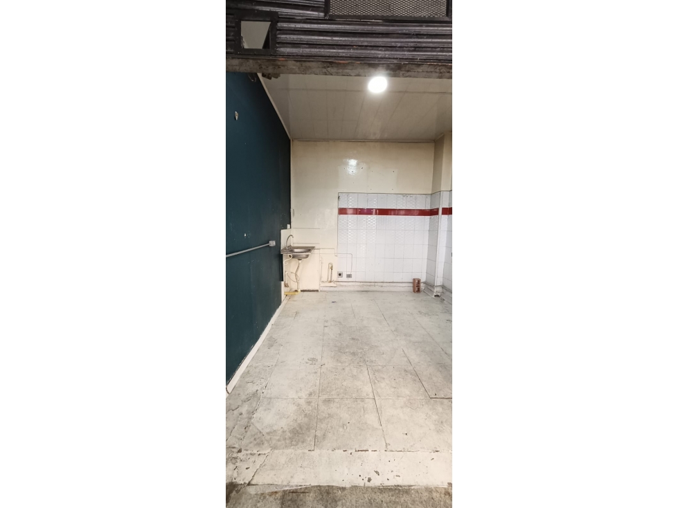 En venta local en plazoleta de comidas en Paloquemao, Bogota - 3