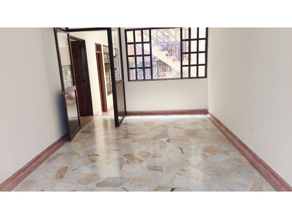 Casa Amplia y grgrande paratu hogar u oficina — foto 2