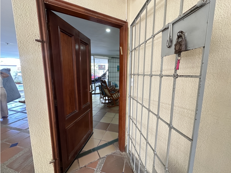 VENTA APARTAMENTO AMOBLADO BELLOHORIZONTE CERCA AL MAR - 2