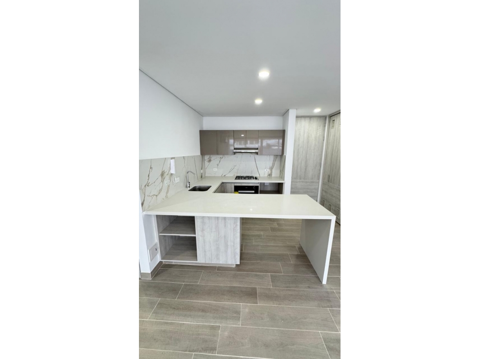 ARRIENDO APARTAMENTO EN SERENA DEL MAR — foto 3
