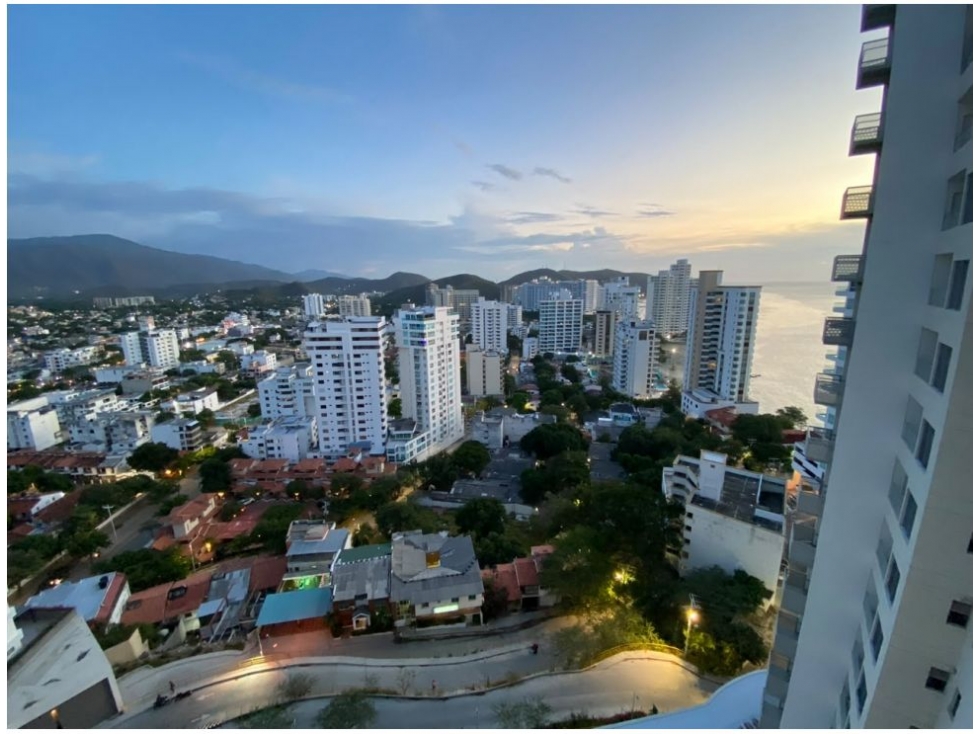 VENTA APARTAMENTO CUATRO ALCOBAS VISTA AL MAR RODADERO SUR - F.V. — foto 2