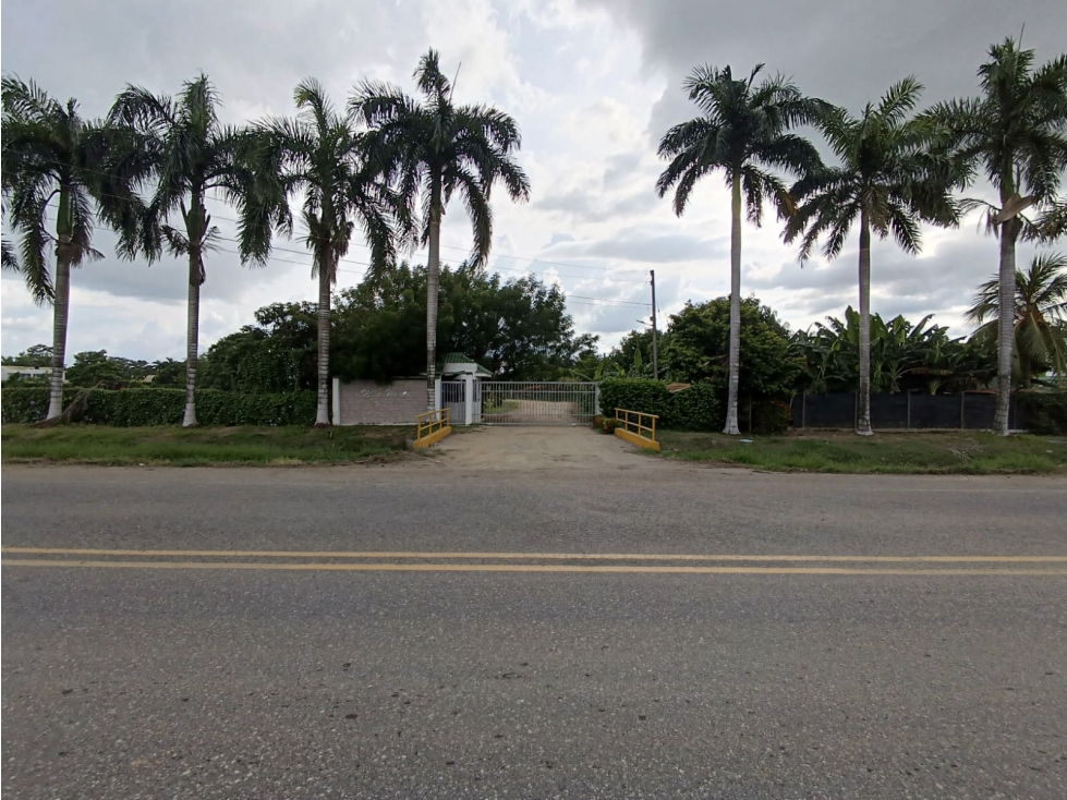 EN VENTA EXCLUSIVO LOTE CAMPESTRE EN VILLA NORTE - 1