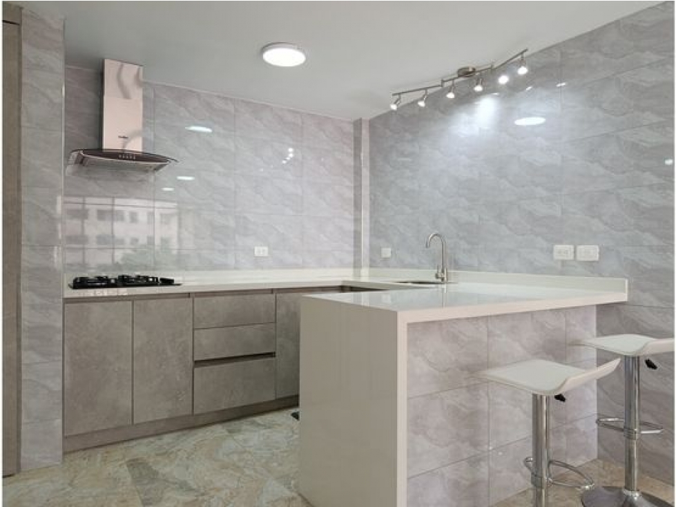SE VENDE APARTAMENTO CERCA AL MAR EN BELLO HORIZONTE — foto 4