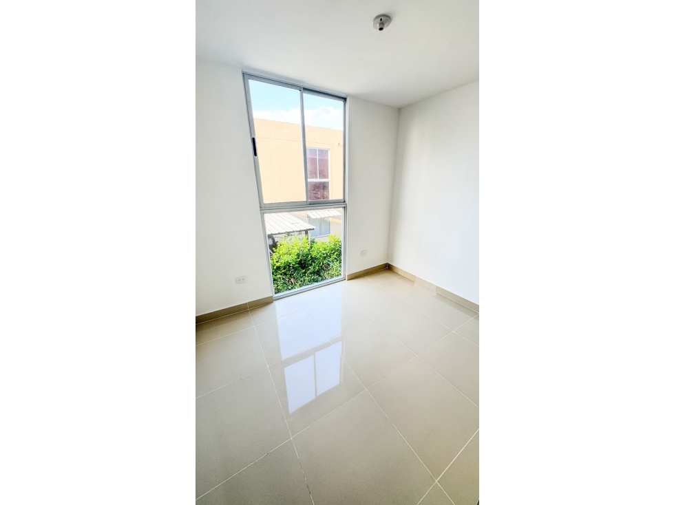 ARRIENDO CASA EL DORAL — foto 2
