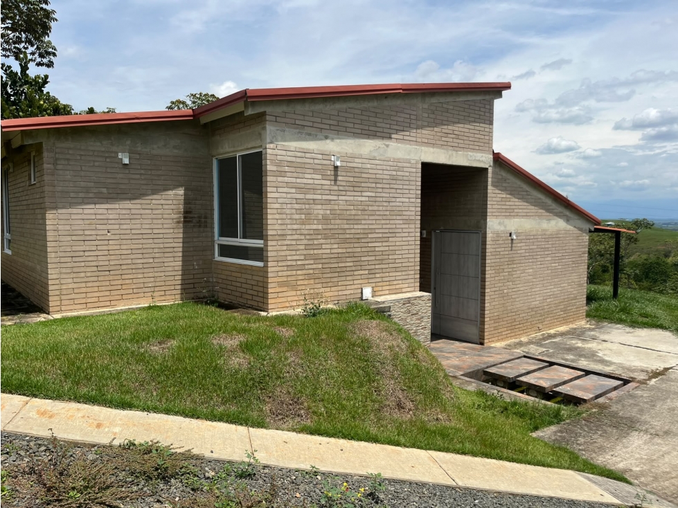 VENDO CASA EN CONDOMINIO JAMUNDÍ
