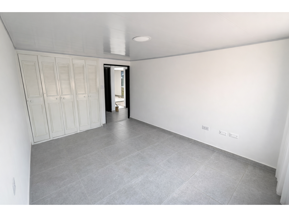 SE VENDE CASA EN VILLA CAROLINA CARTAGO — foto 4