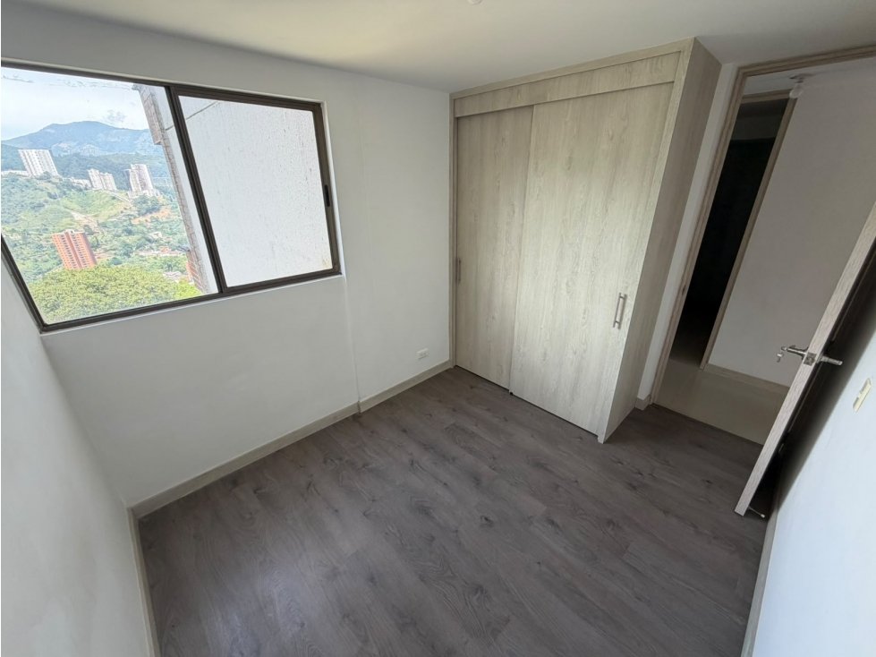 VENTA APARTAMENTO EXCELENTE ILUMINACION Y ACABADOS SABANETA ANTIOQUIA — foto 5