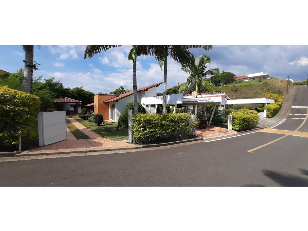 VENTA CASA CAMPESTRE - Q DE COROZAL - PUEBLITO CAFETERO - PEREIRA