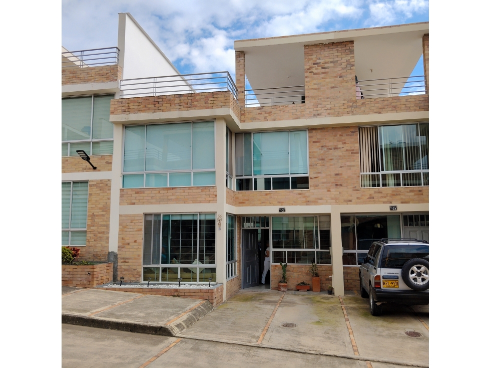 VENTA CASA FUSAGASUGA MANILA