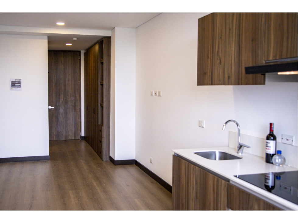 Venta Apartaestudio Vista al Country Club, Balcón, 33m2, Rentas Cortas — foto 6