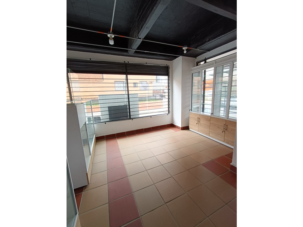 En venta local en Tibabita, San Antonio Norte en Bogotá - 1