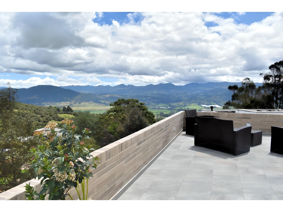 CASA EN VENTA SOPO YERBABONITA — foto 2