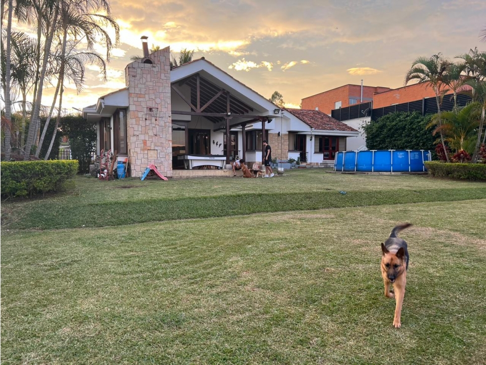 VENTA DE HERMOSA Y AMPLIA CASA POPAYAN