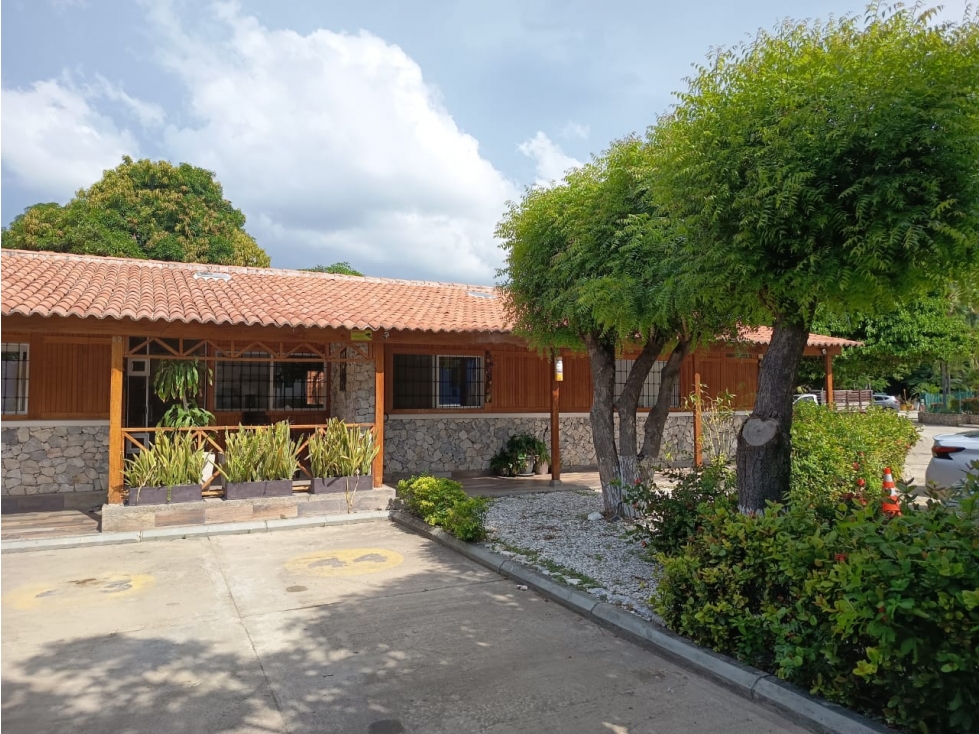 SE VENDE CABAÑA EN CONJUNTO CERRADO CERCA AL RODADERO - J.V.