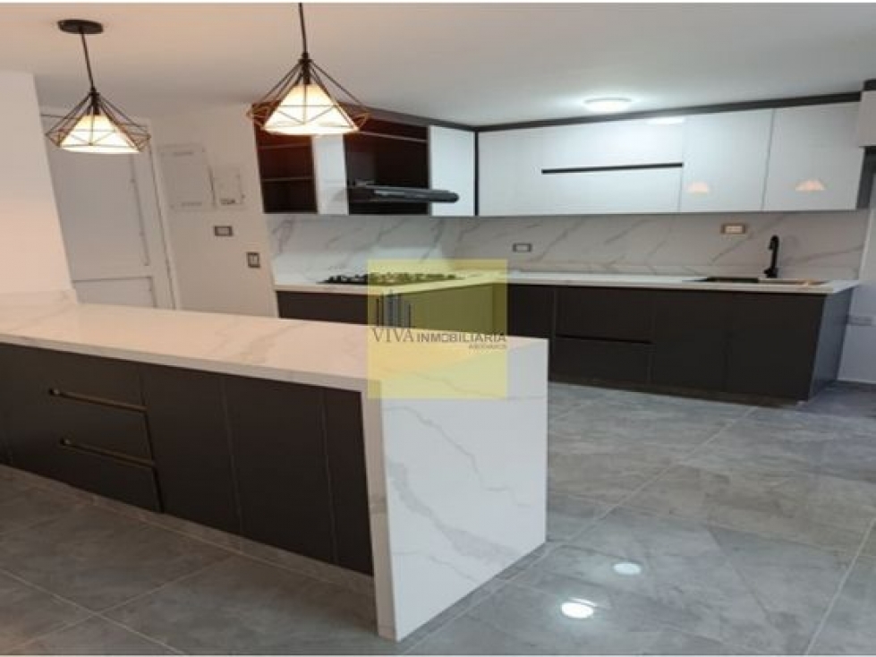 Apartamento en Venta en Niquía | Con Parqueadero y Zonas Húmedas VI