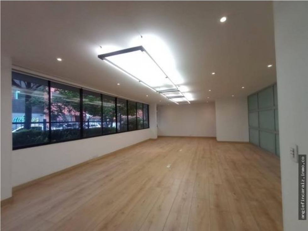 Oficina en Arriendo en El Chicó | Sector Financiero y Diplomático UK