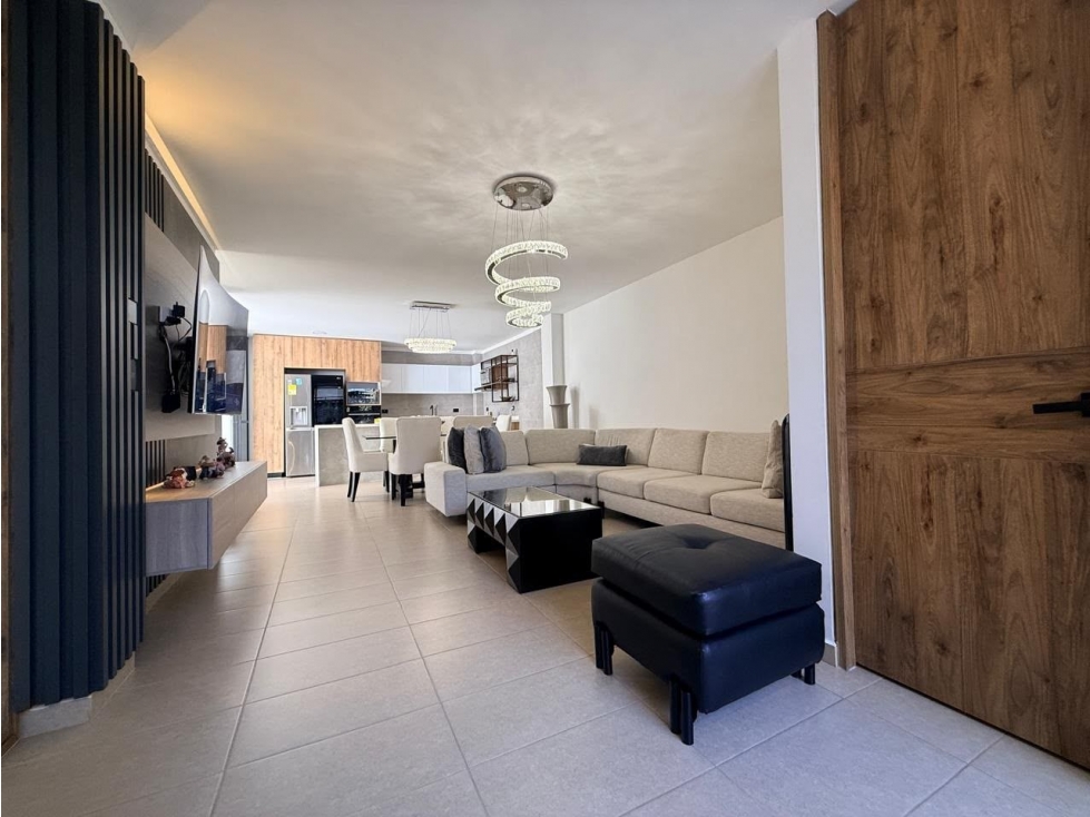 VENTA CASA CERRITOS HOME