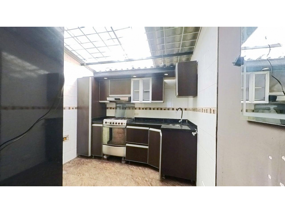 VENTA DE CASA DE BARRIO GARCES NAVAS - ENGATIVA — foto 4