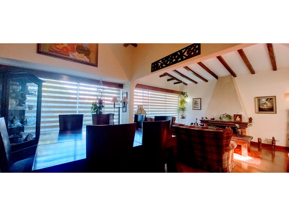 VENTA CASA EXCLUSIVA EN CANÓDROMO EXCELENTE DISTRIBUCIÓN Y UBICACIÓN — foto 3