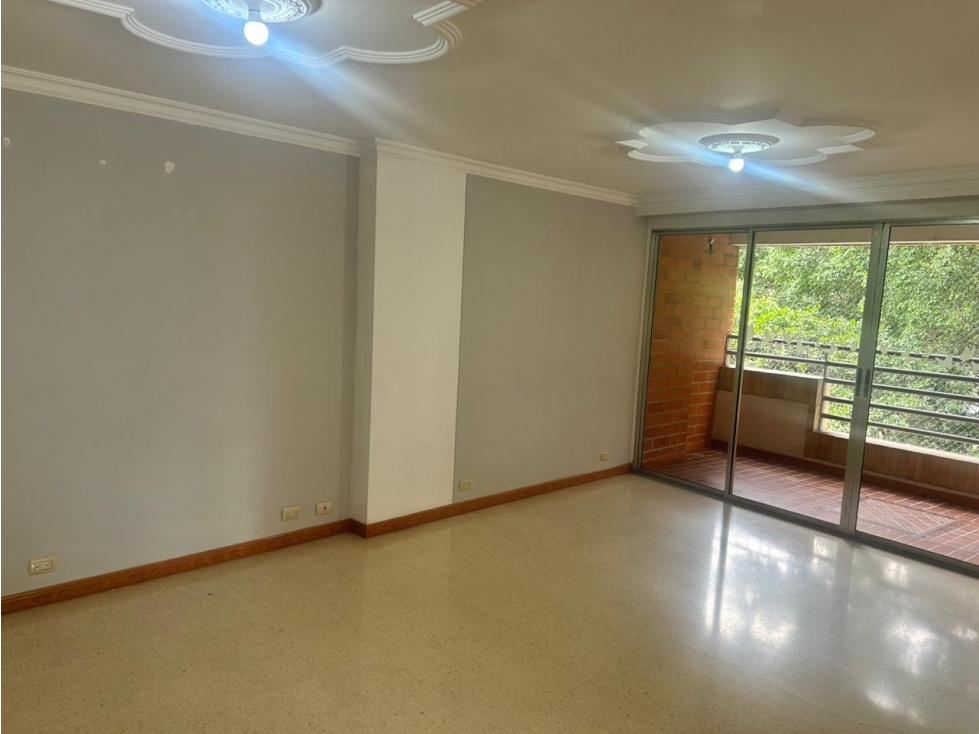 VENTA APARTAMENTO EN LAURELES — foto 4