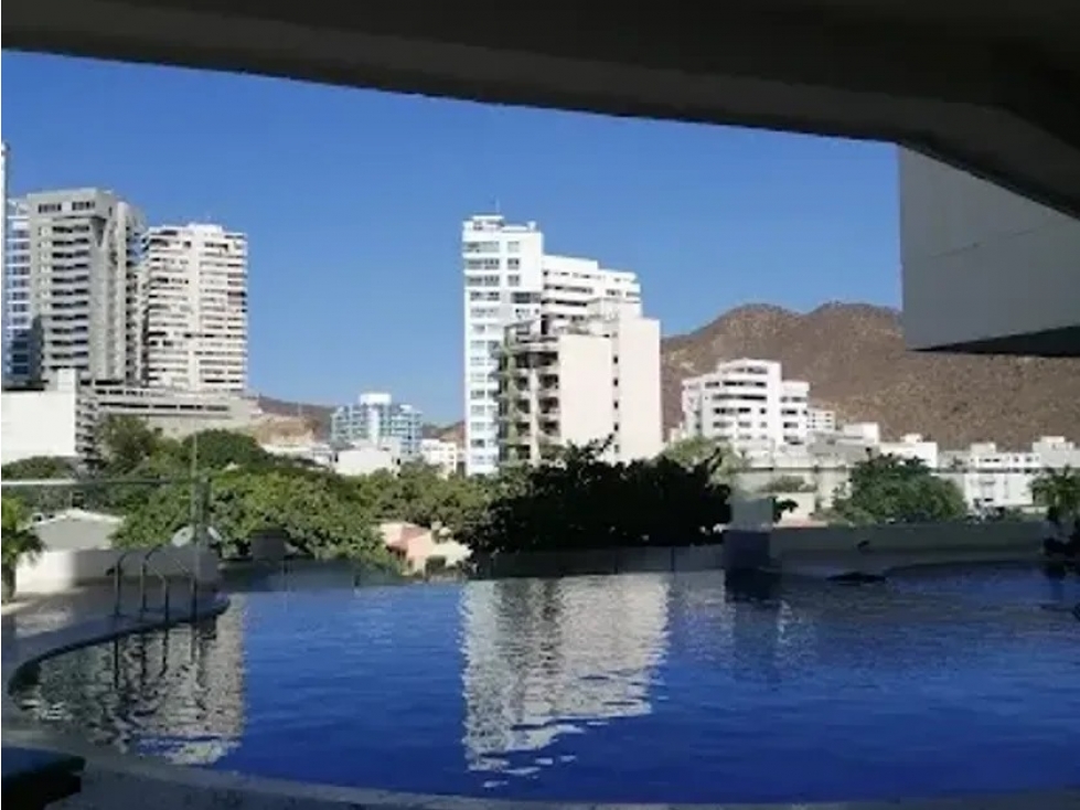 VENTA APTO 2DA LÍNEA DE PLAYA CON VISTA AL MAR RODADERO SUR - E.A