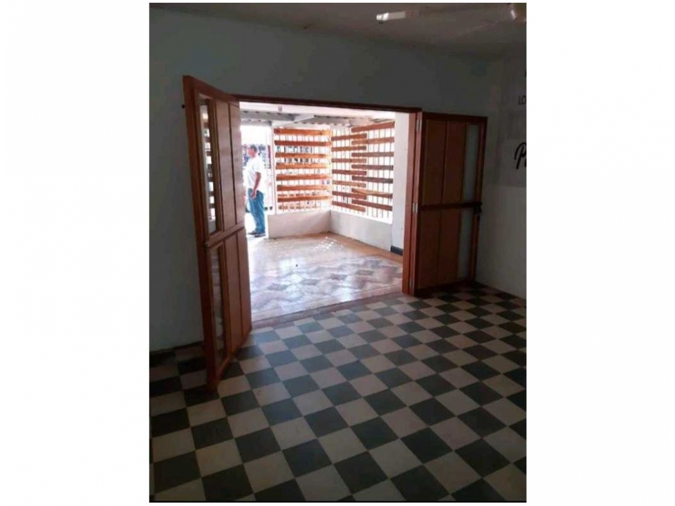 SE VENDE CASA CON CUATRO APARTAESTUDIOS Y LOCAL SAN FRANCISCO SM L.C — foto 5