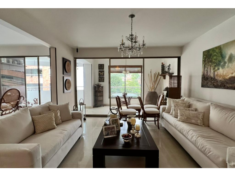 Venta de Apartamento de lujo Sexto piso en Bosques del Oeste, Cali