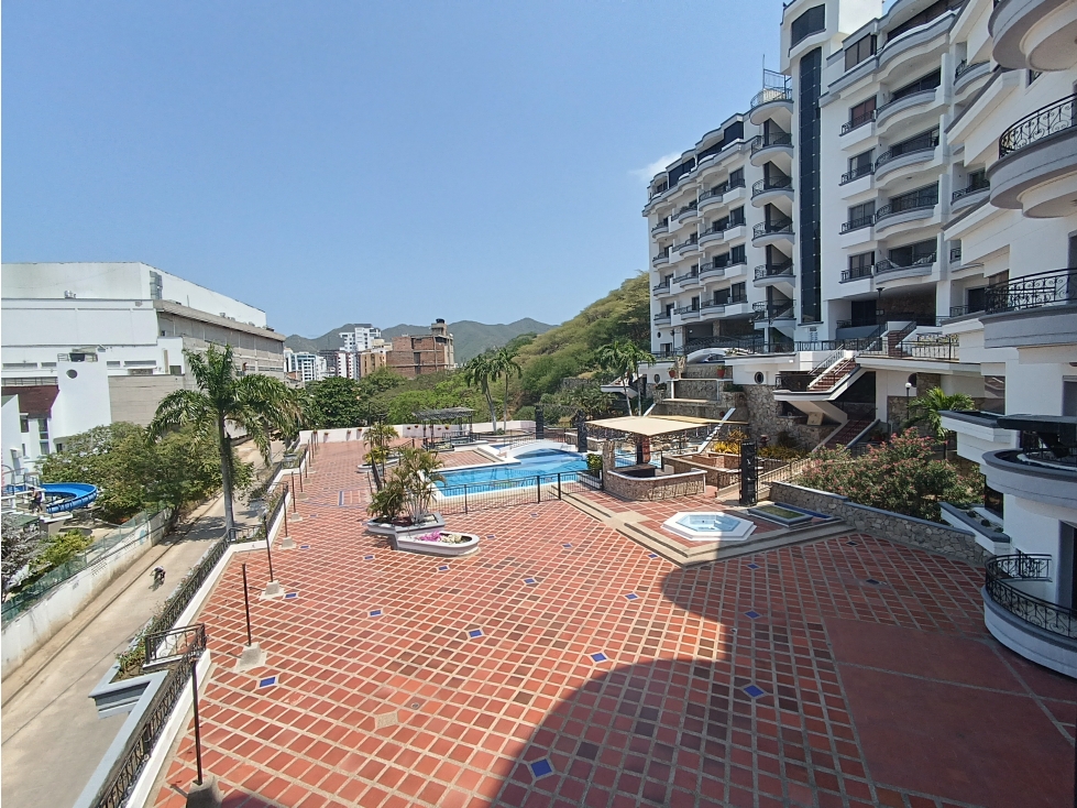 VENTA DE APARTAMENTO RESIDENCIAL EN RODADERO TRADICIONAL. E.C.