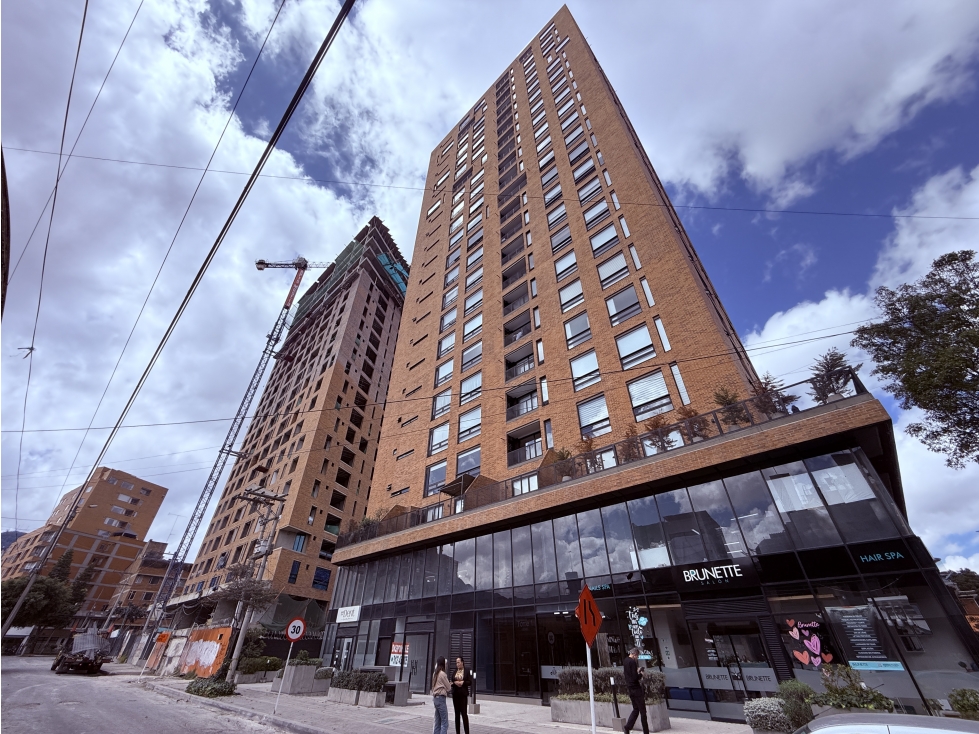 INVERSIÓN FIDUCIARIA: APARTAESTUDIO CON TERRAZA Y PARQUEADERO EN EON