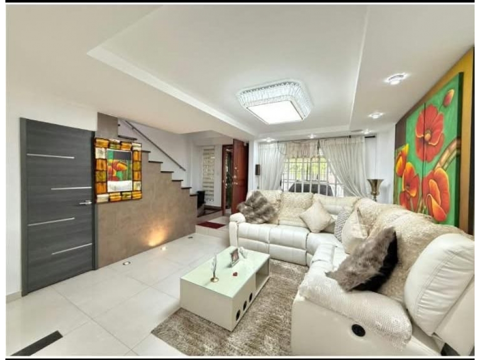 VENTA CASA PINARES