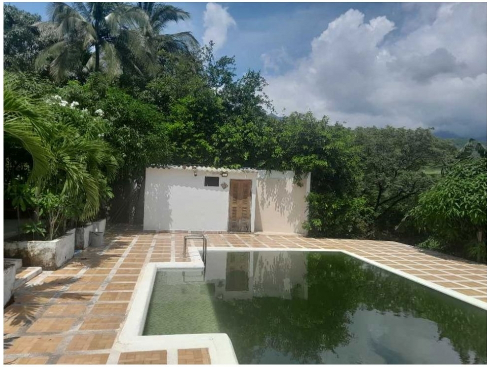 VENTA CABAÑA CON PISCINA BONDA SANTA MARTA L.C