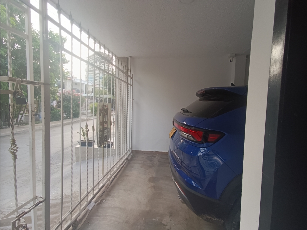 VENTA CASA REMODELADA DOS PISOS CUATRO ALCOBAS SECTOR PARAISO - E.C. — foto 4