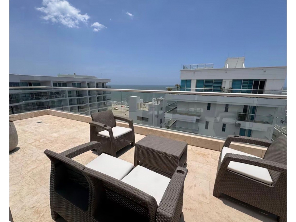 VENTA APARTAMENTO PENTHOUSE TRIPLEX FRENTE AL MAR