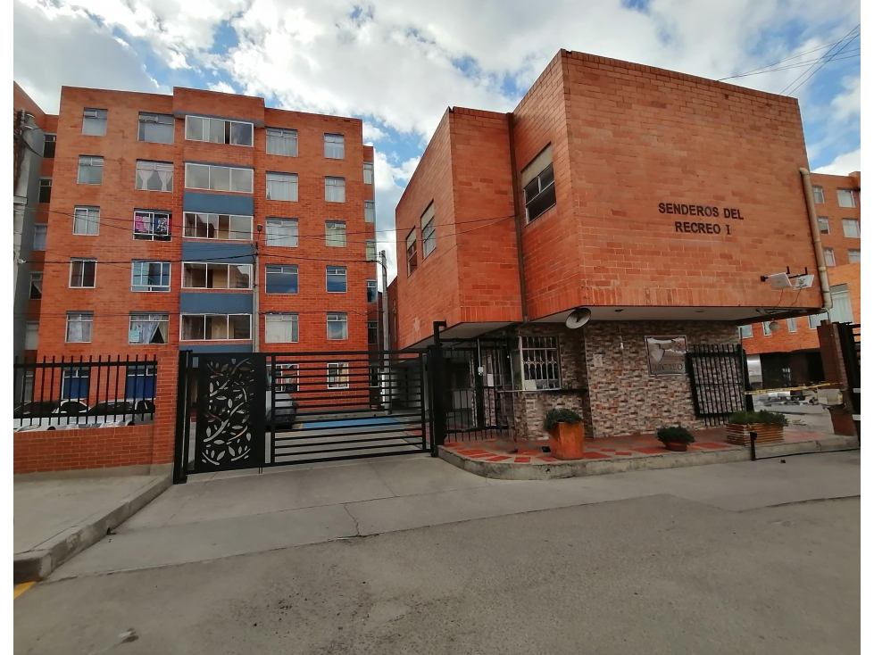 Venta de Apartamento en el Conj.Senderos del Recreo 1 - BOSA RECREO